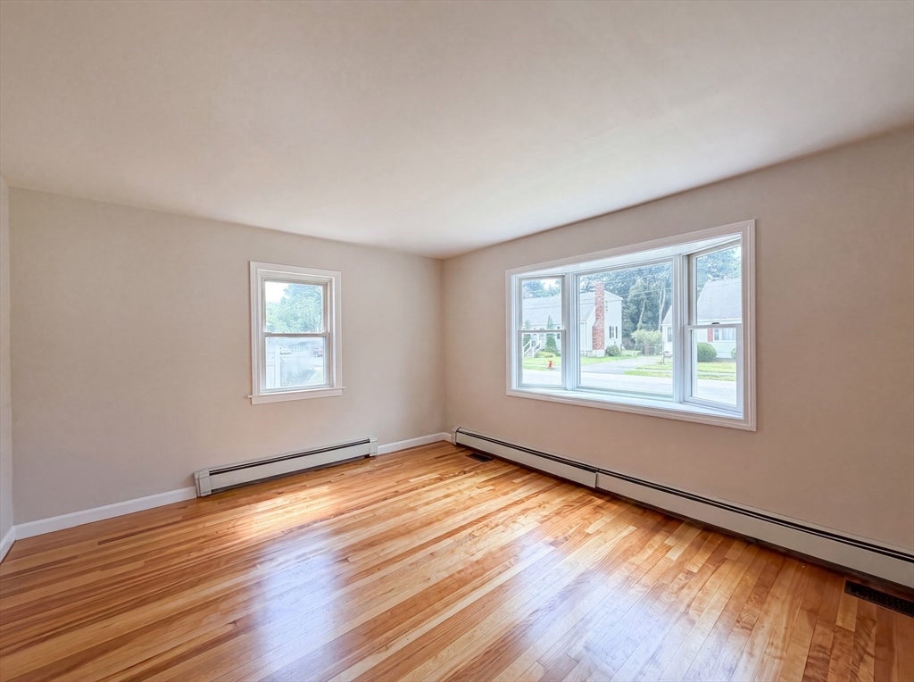 4 Macarthur Cir