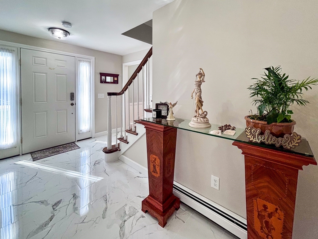 2 Applewood Circle
