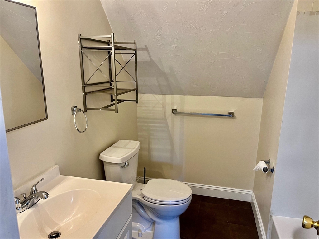 88 Weston St, Brockton, MA Photo #18