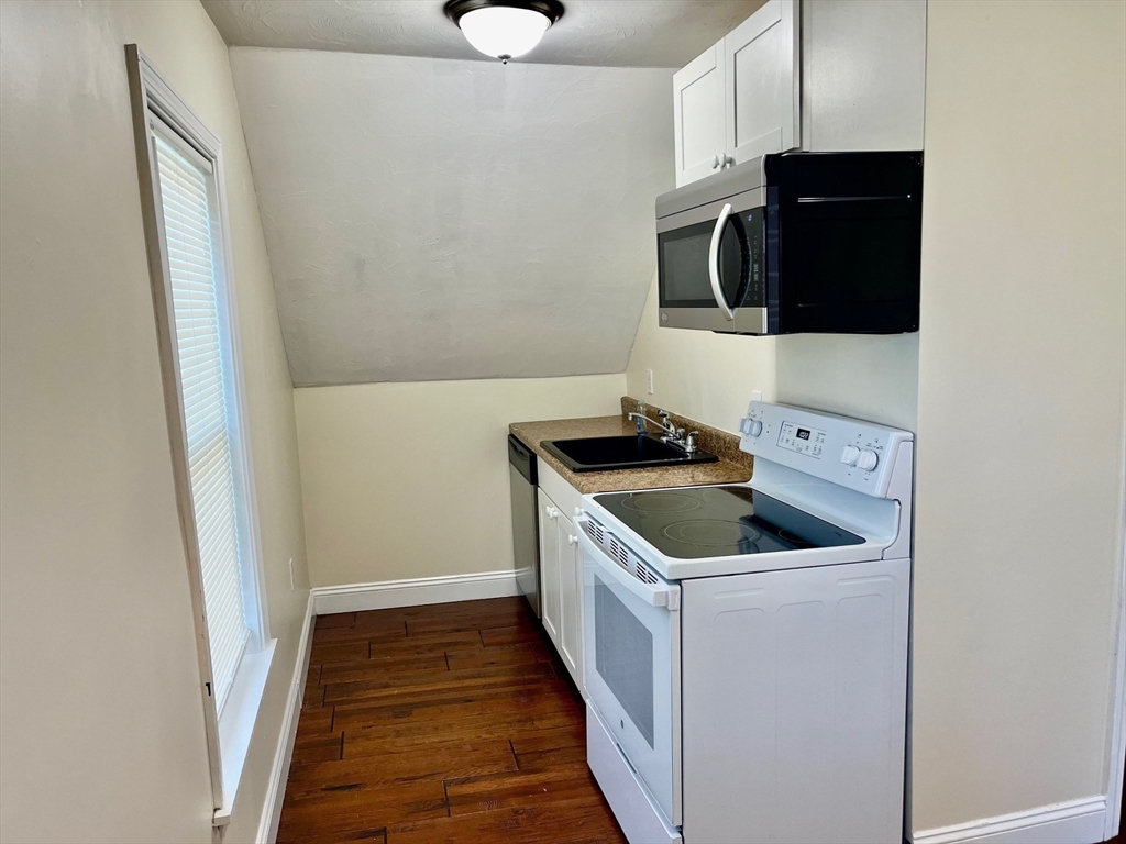 88 Weston St, Brockton, MA Photo #16
