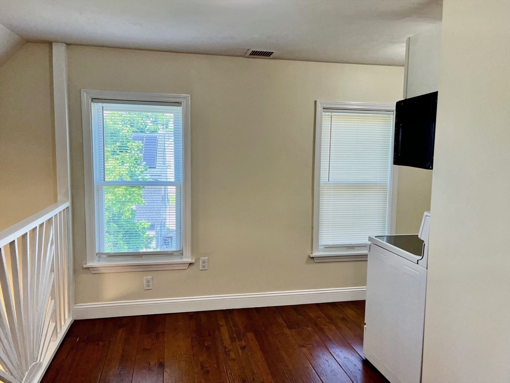 88 Weston St, Brockton, MA Photo #17