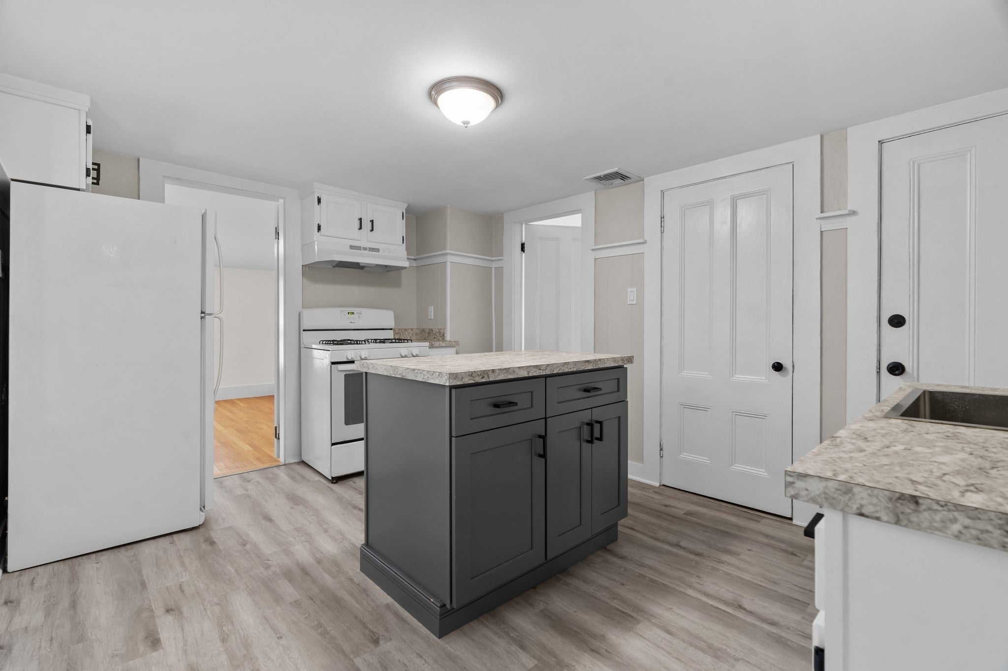 96 Bridge ST #2, Beverly, MA, 96 Bridge ST #2, Beverly, MA Photo #6