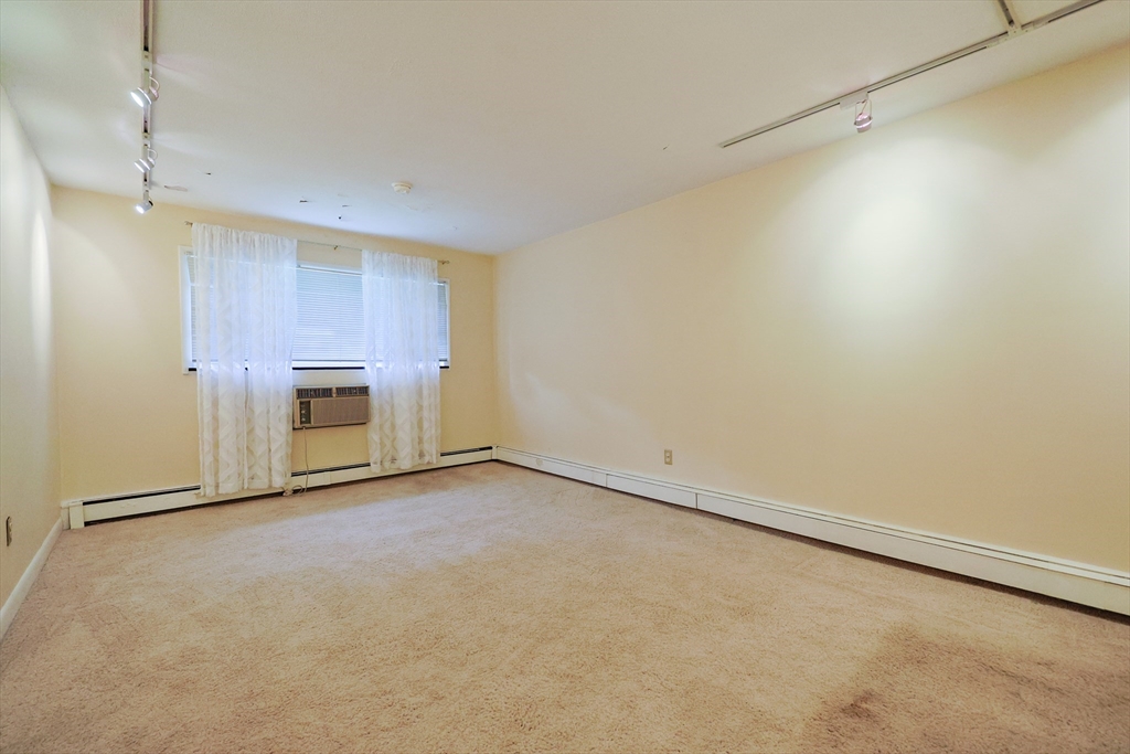 79 Walnut St 3