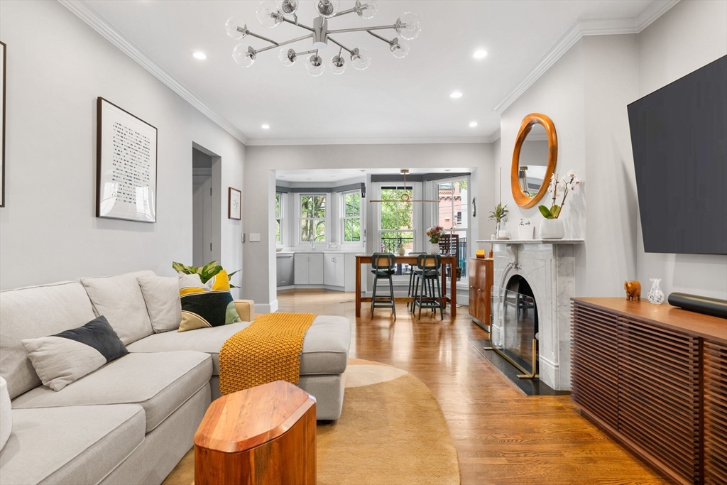 135 W. Concord St 1