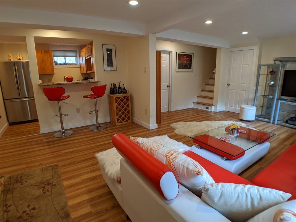 40 Barton Drive 40
