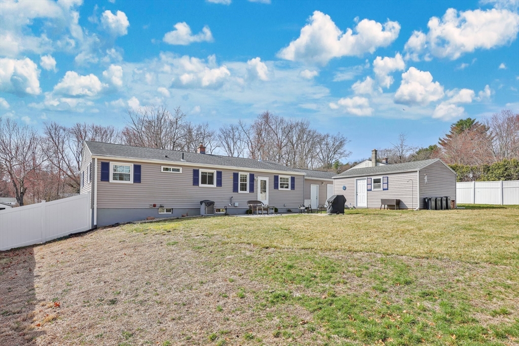 48 Zephyr Ln