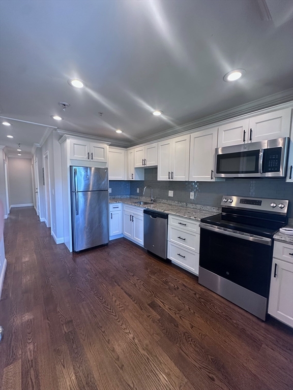 Photo 1 of 13 — 39 W Walnut Park 3, Boston, MA 02119
