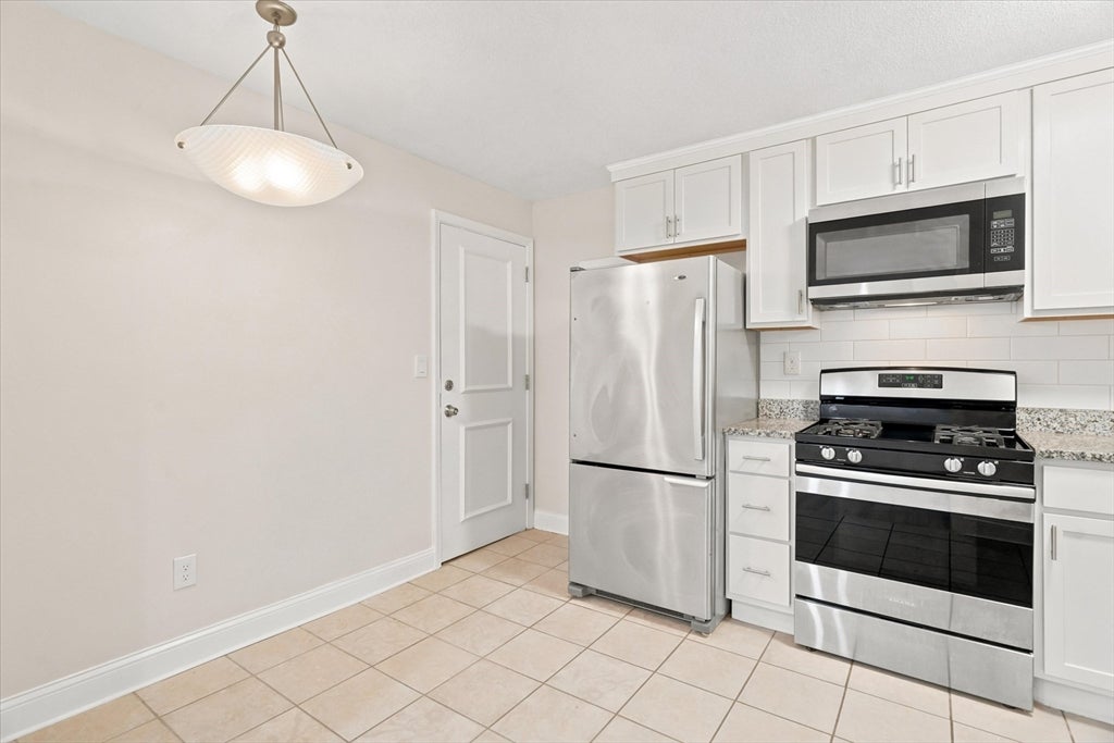 645 W Lowell Ave #8, Haverhill, MA, 645 W Lowell Ave #8, Haverhill, MA Photo #11