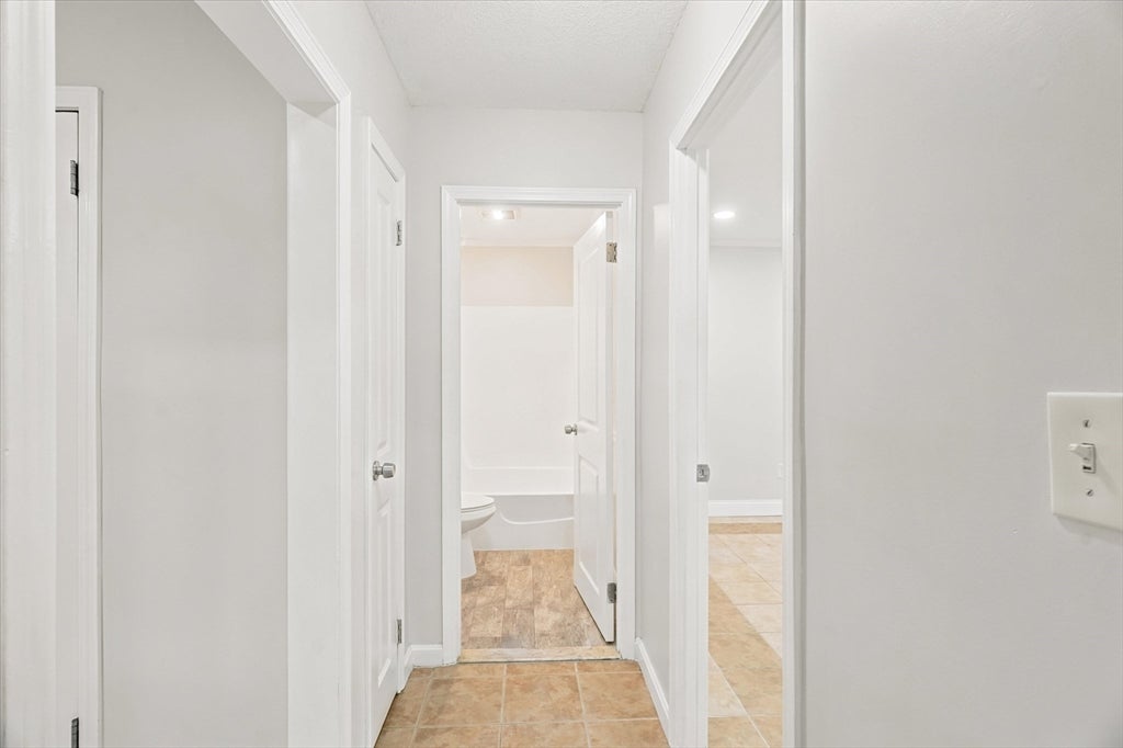 645 W Lowell Ave #8, Haverhill, MA, 645 W Lowell Ave #8, Haverhill, MA Photo #20