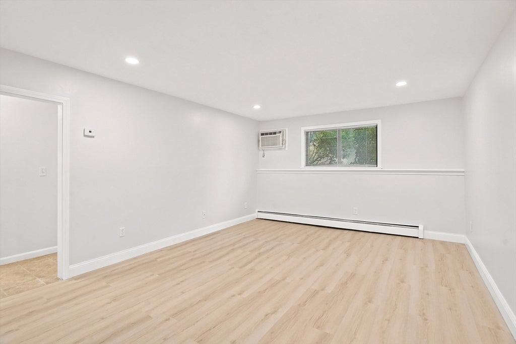 645 W Lowell Ave #8, Haverhill, MA, 645 W Lowell Ave #8, Haverhill, MA Photo #17