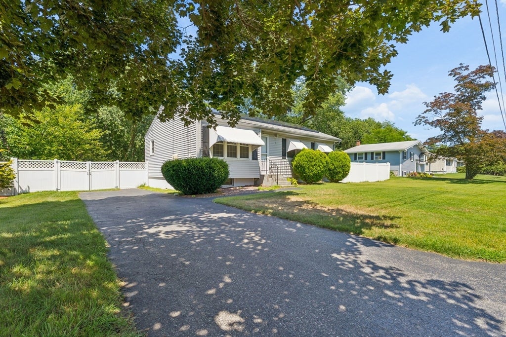 3 Gorwin DR, Medway, MA Photo #23