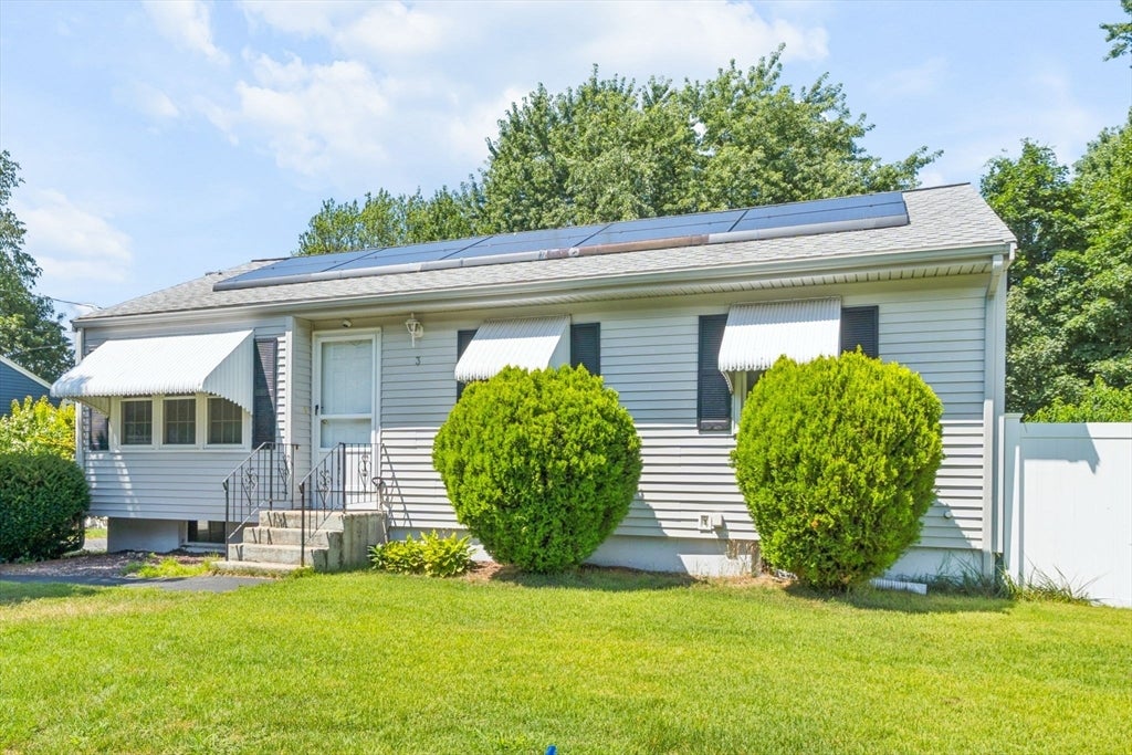3 Gorwin DR, Medway, MA Photo #5