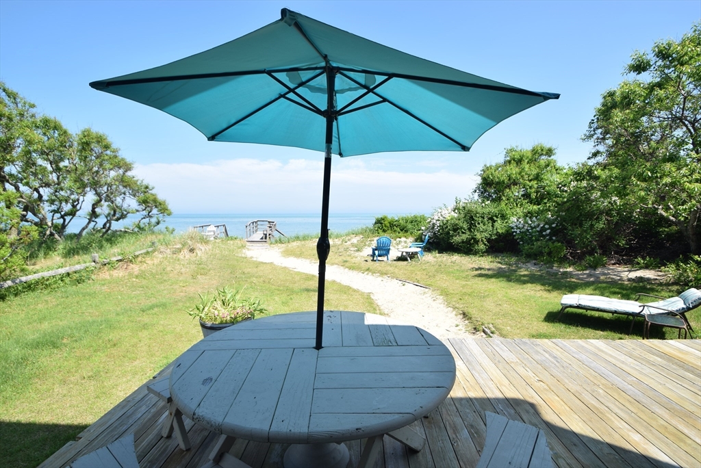 232 Robbins Hill Rd