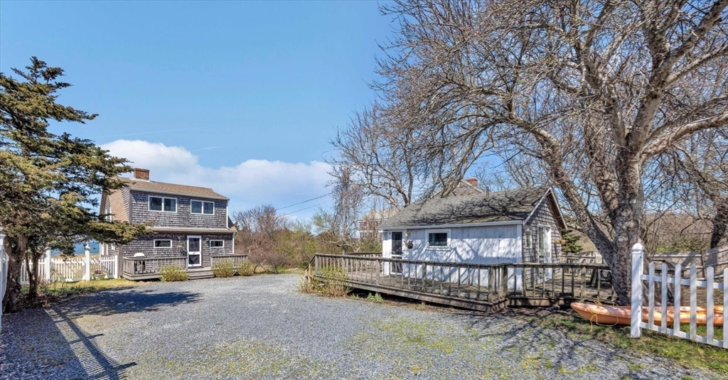 232 Robbins Hill Rd
