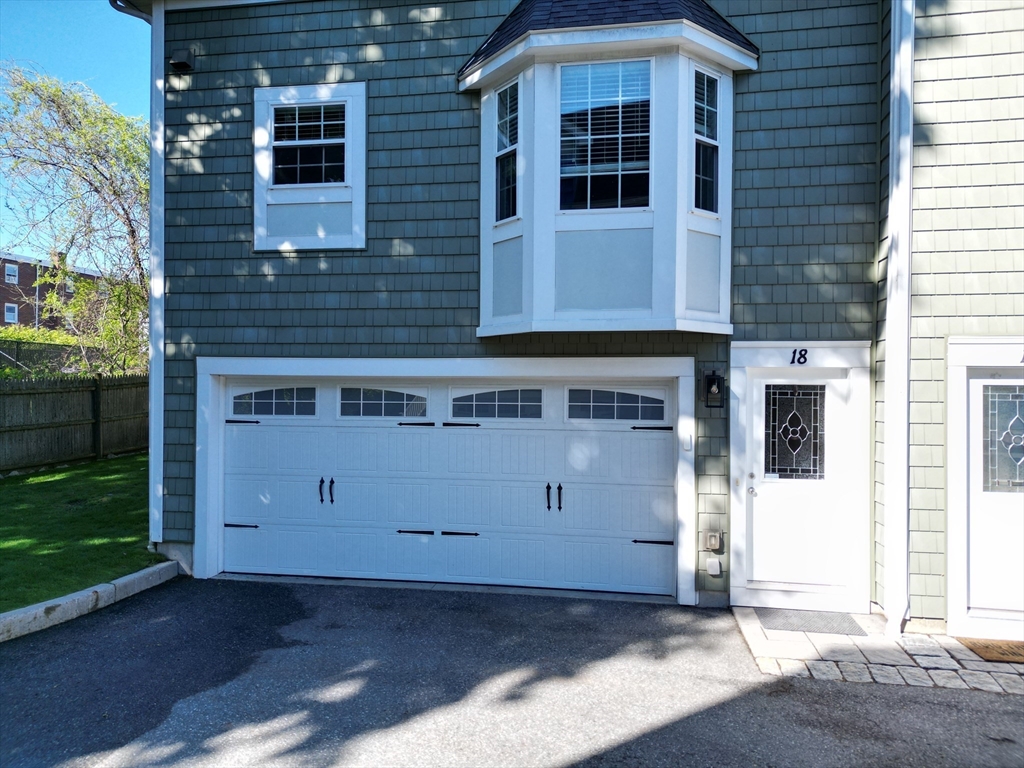 580 Quarry St 18