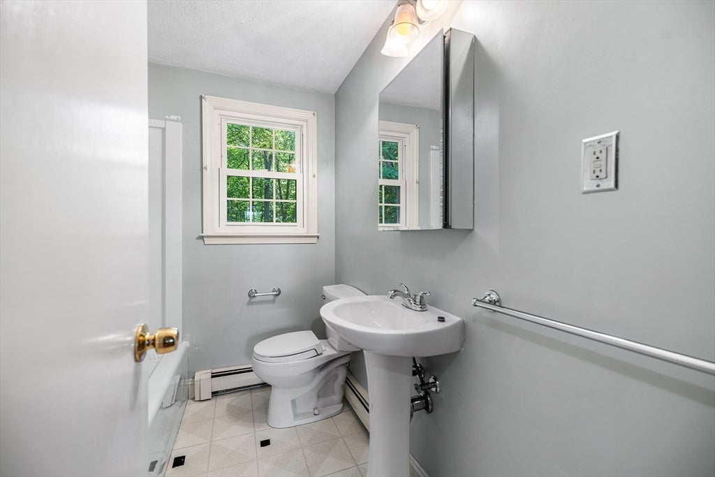 137 Catherine Dr, Abington, MA, 137 Catherine Dr, Abington, MA Photo #15