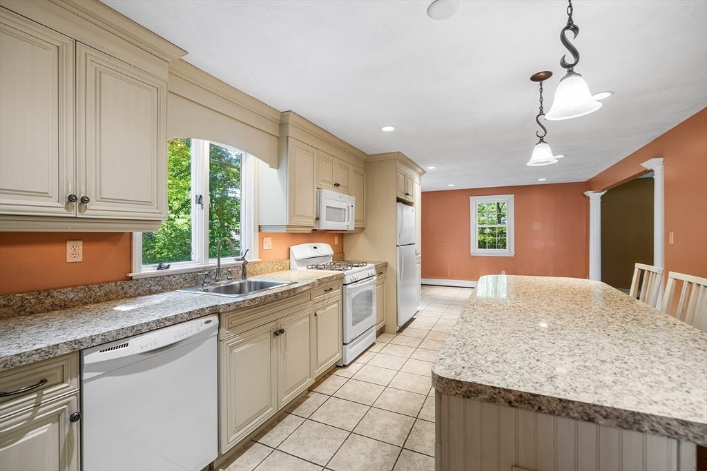 137 Catherine Dr, Abington, MA, 137 Catherine Dr, Abington, MA Photo #10