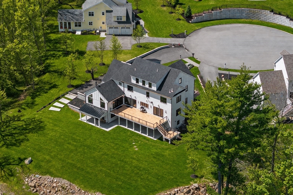 15 Spring Hill Farm Road