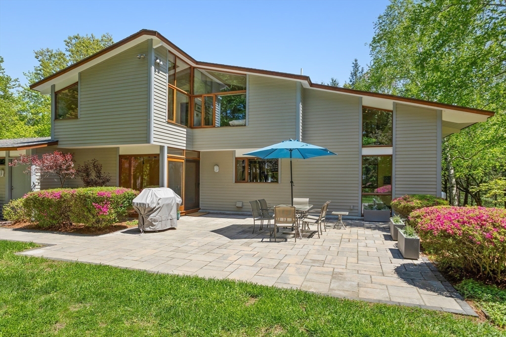 86 Stonehedge Place