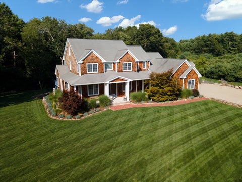 Photo of 129 Dexter Lane, Rochester, MA 02770 (MLS # 73528359)