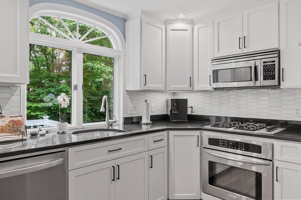 35 Village Woods Rd