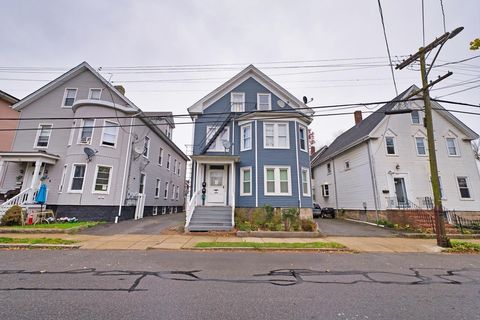 Photo of 324 Cottage St, New Bedford, MA 02740 (MLS # 73451244)
