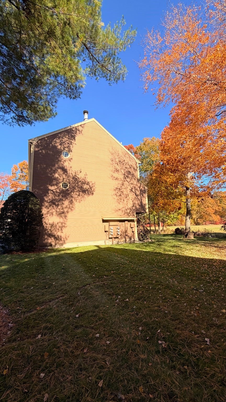 102 Heritage Dr 102