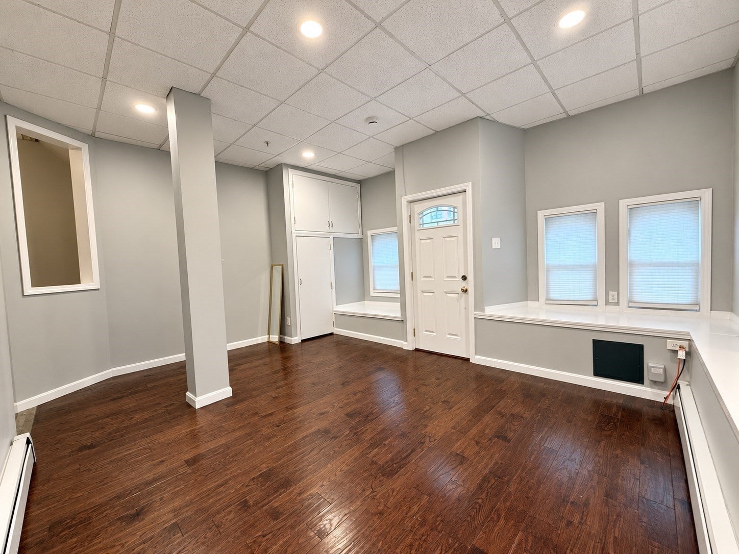 Photo of 688 Lawrence St, Lowell, MA