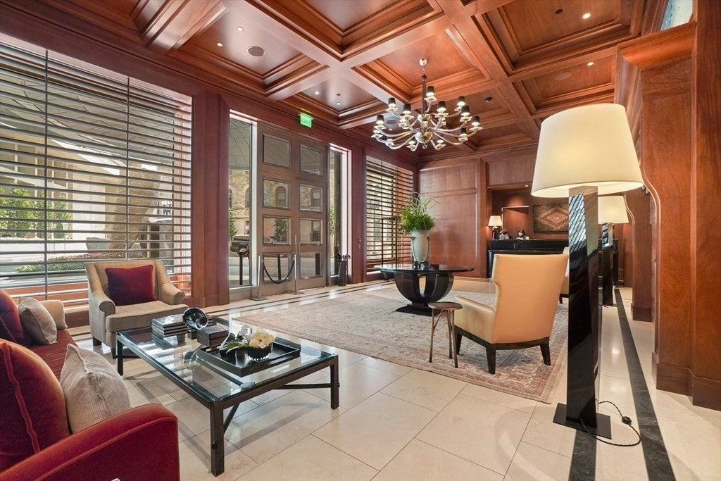1 Dalton St #2406, Boston, MA, 1 Dalton St #2406, Boston, MA Photo #3