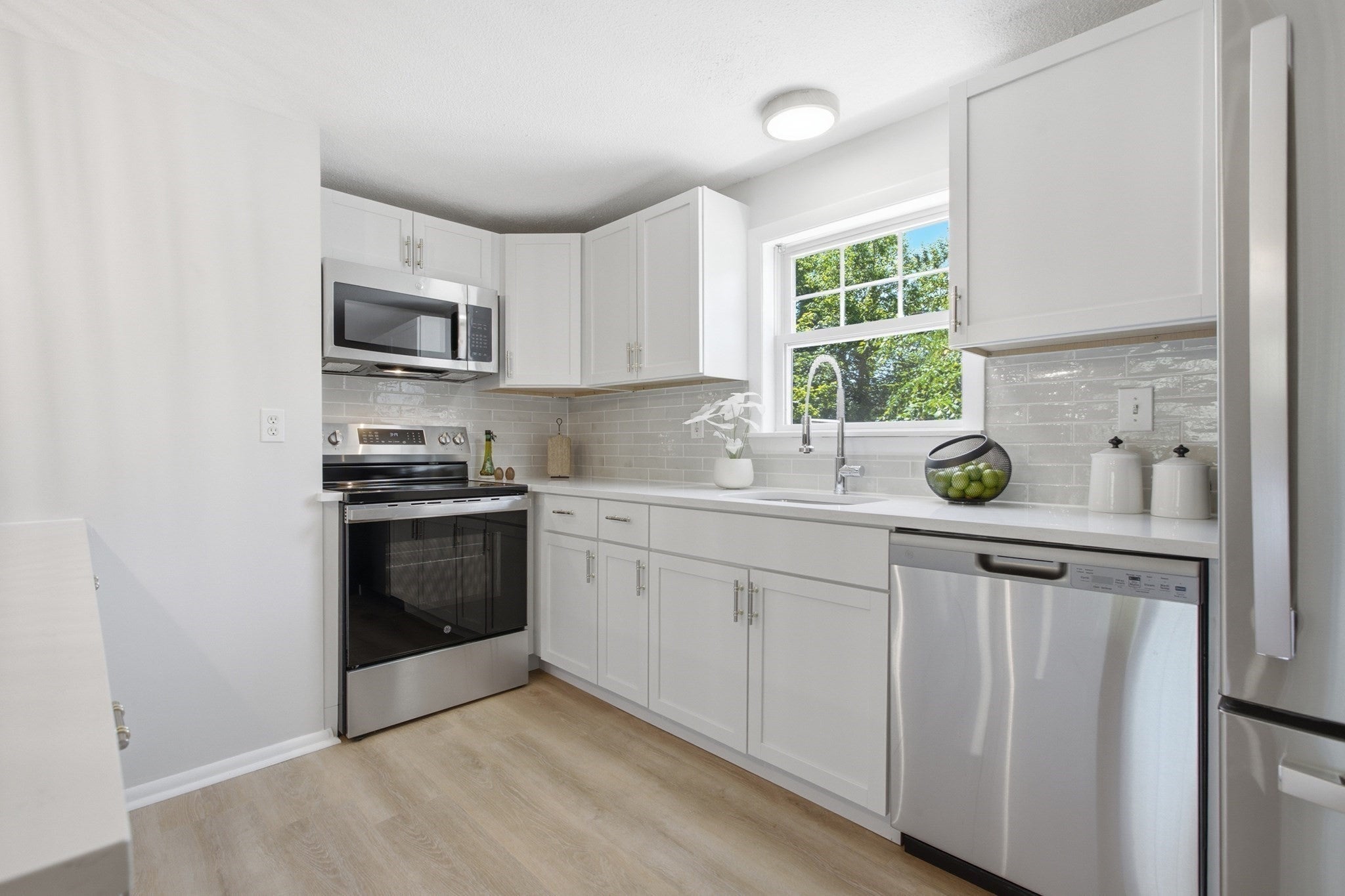 177 Franklin St #3, Stoneham, MA, 177 Franklin St #3, Stoneham, MA Photo #10