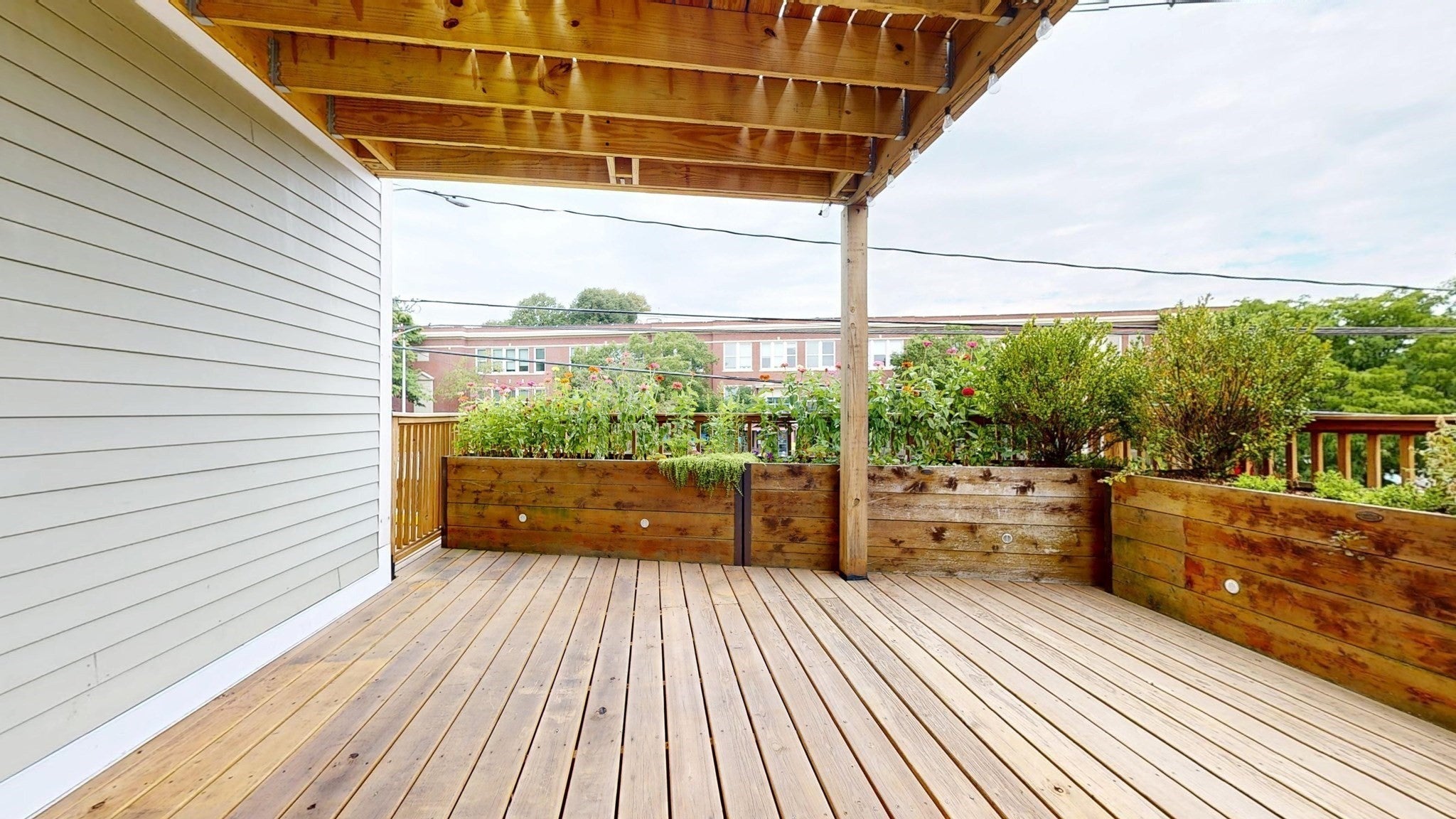 4 Cameron AVE 2, Somerville MA 02144