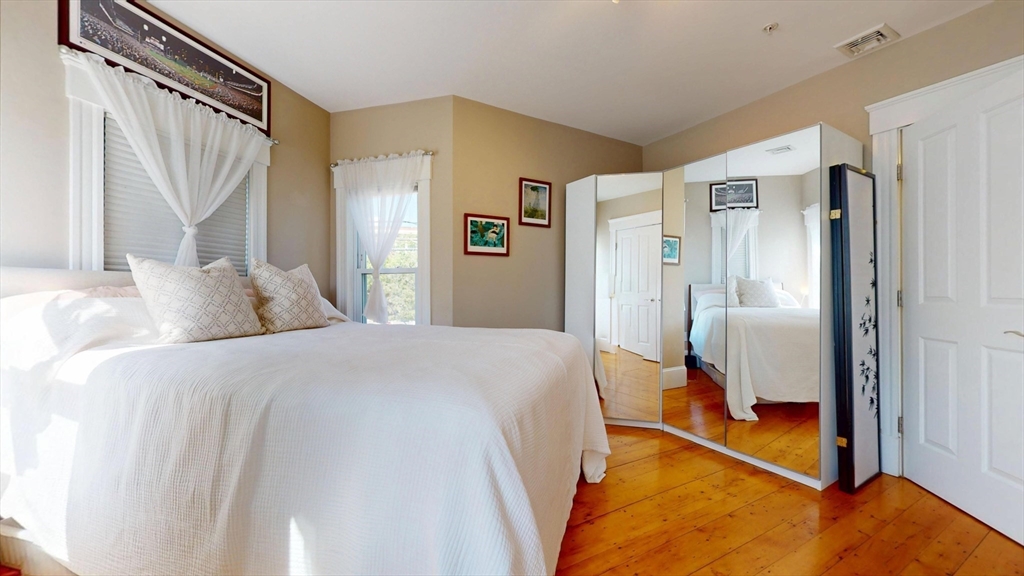 4 Cameron AVE #2, Somerville, MA Photo #15