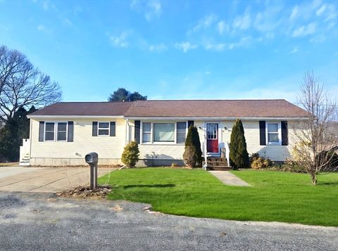 5 William St Acushnet MA 02743