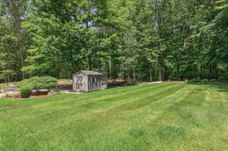 17 Birch Ave