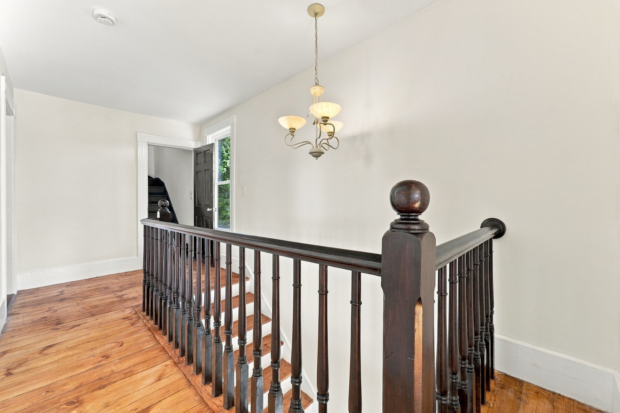 174 Hamilton St, Southbridge, MA Photo #27