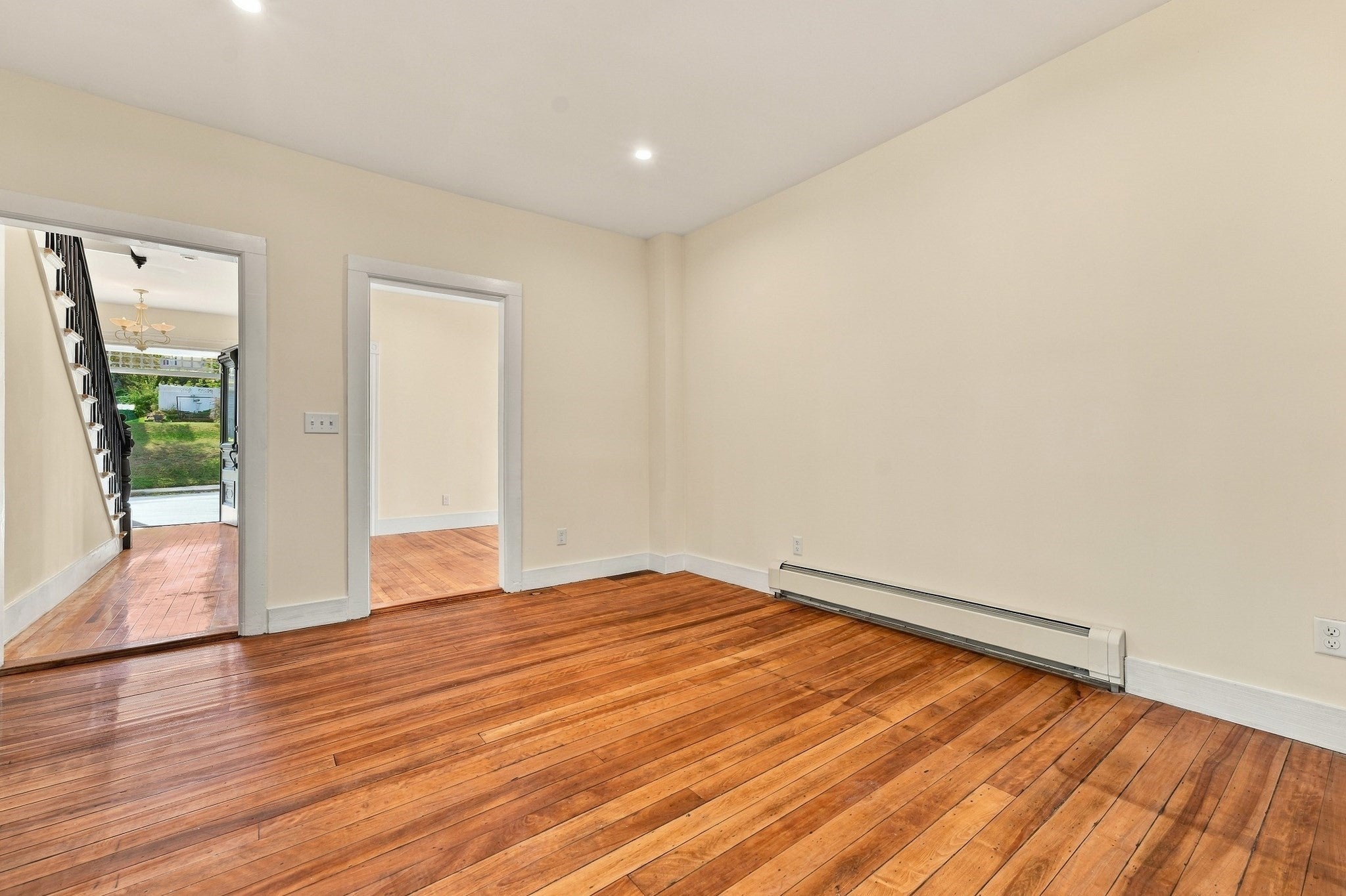 174 Hamilton St, Southbridge, MA Photo #19
