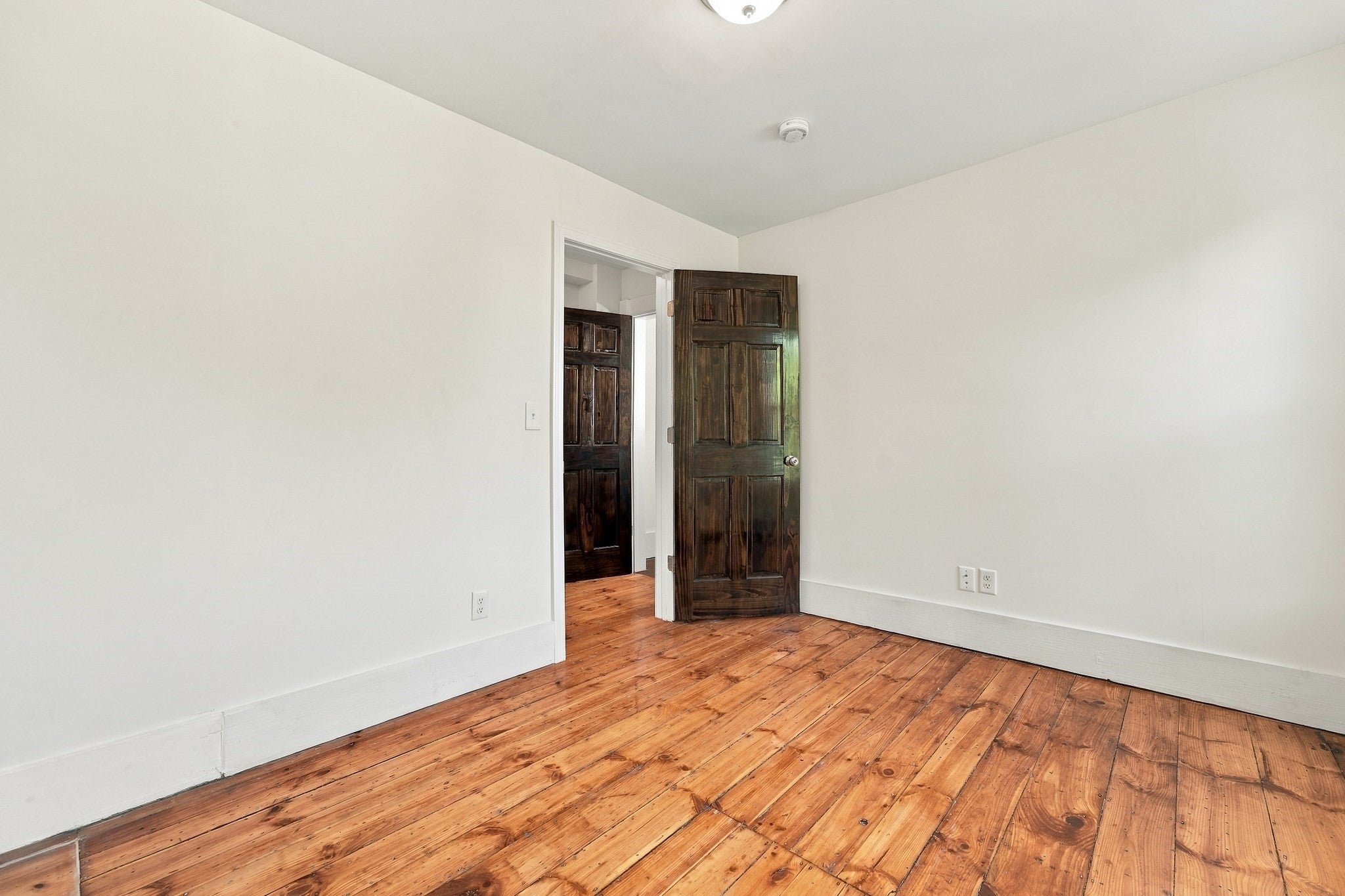 174 Hamilton St, Southbridge, MA Photo #36