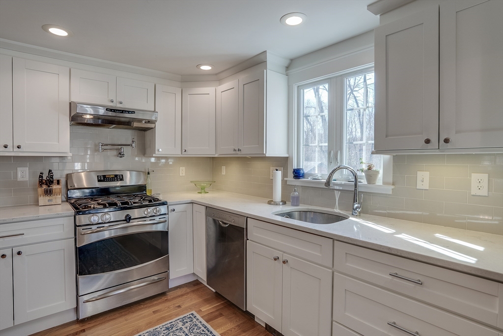 13 Appletree Ln