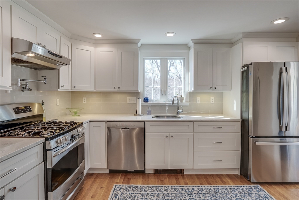 13 Appletree Ln
