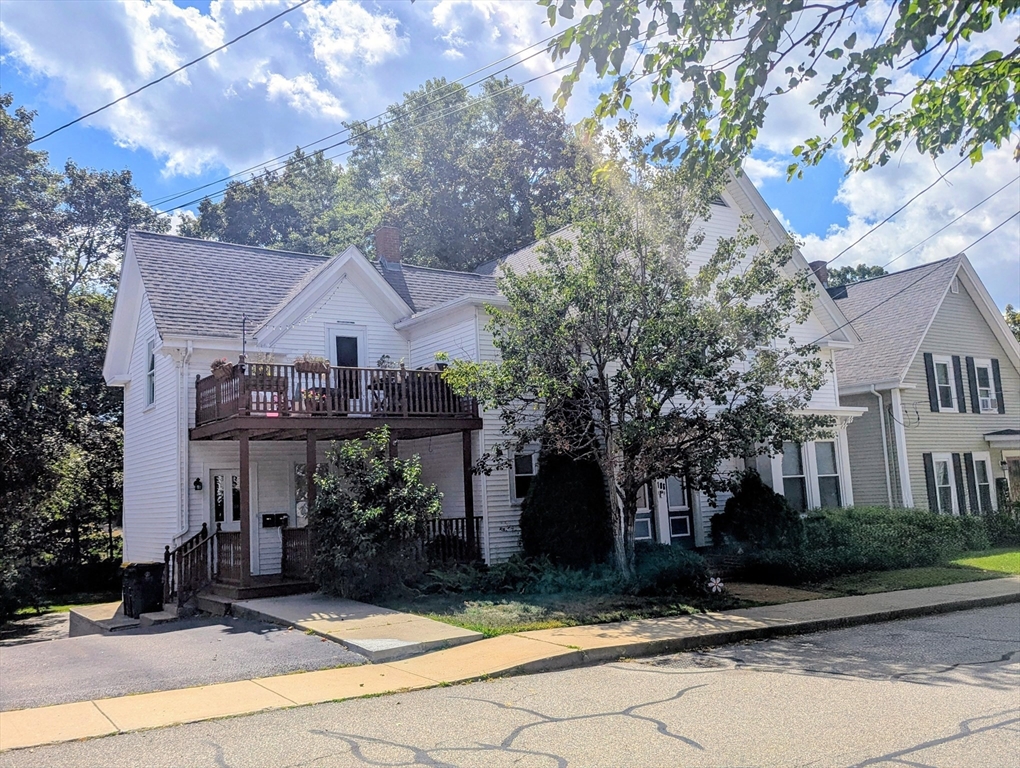 Franklin, Massachusetts 02038, United States, 4 Bedrooms Bedrooms, ,2 BathroomsBathrooms,Residential,Active,207572