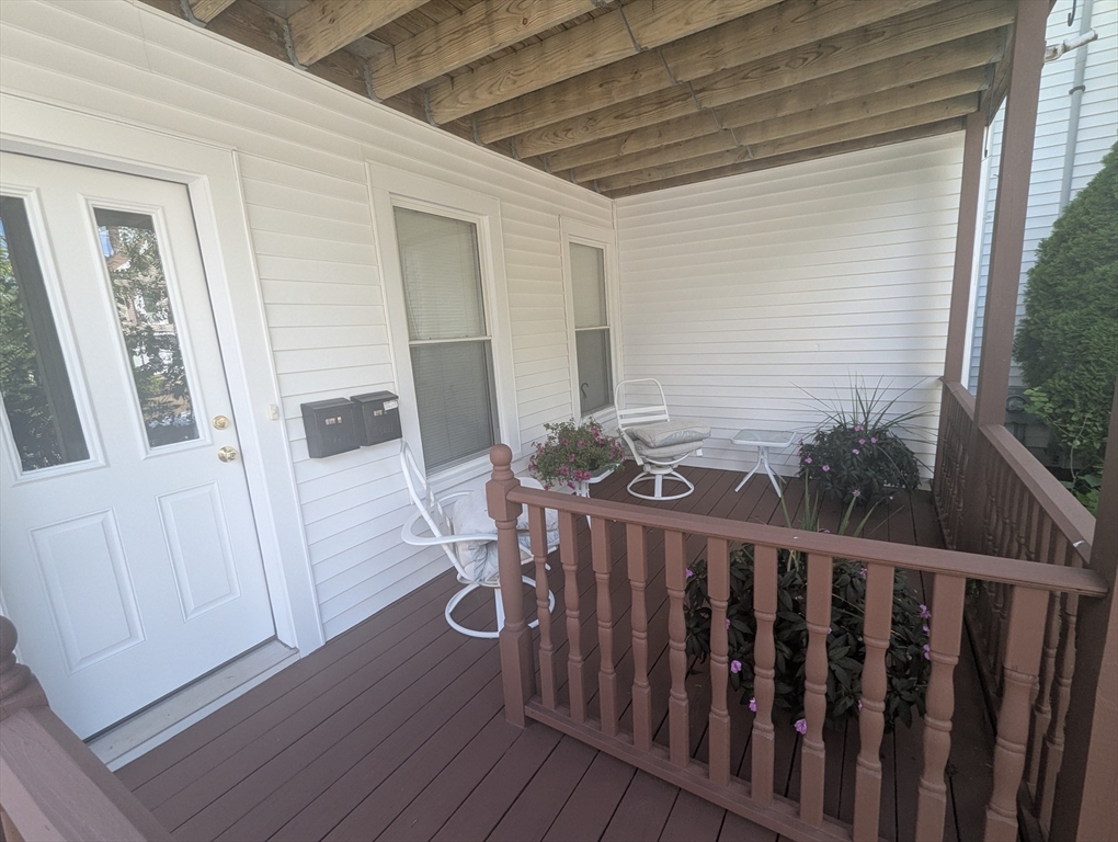 Franklin, Massachusetts 02038, United States, 4 Bedrooms Bedrooms, ,2 BathroomsBathrooms,Residential,Active,207572