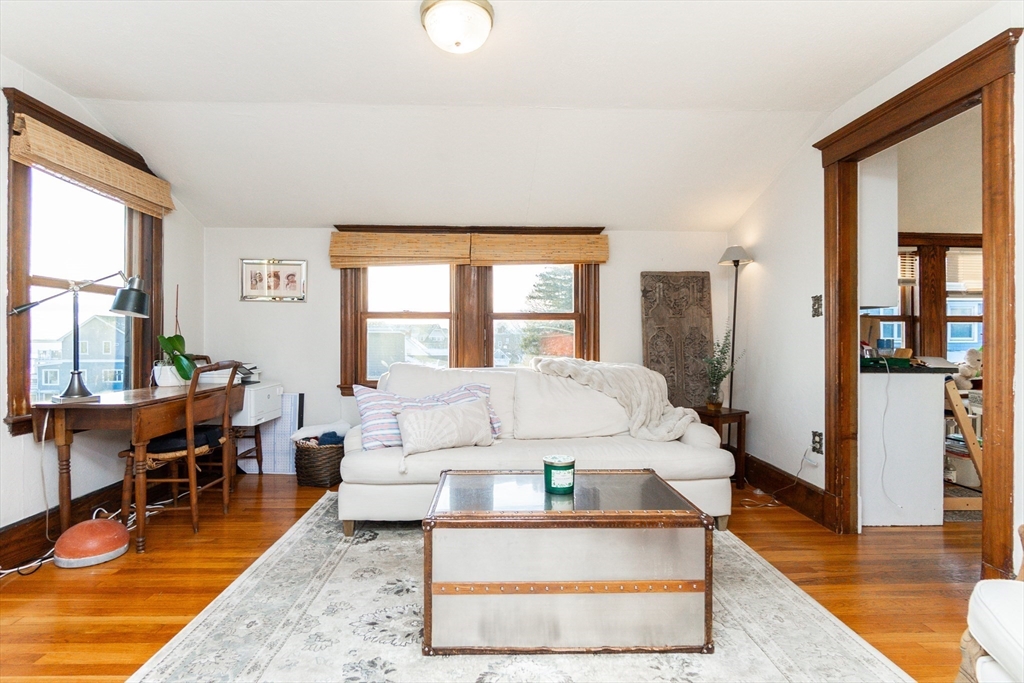 322 Humphrey Street 1