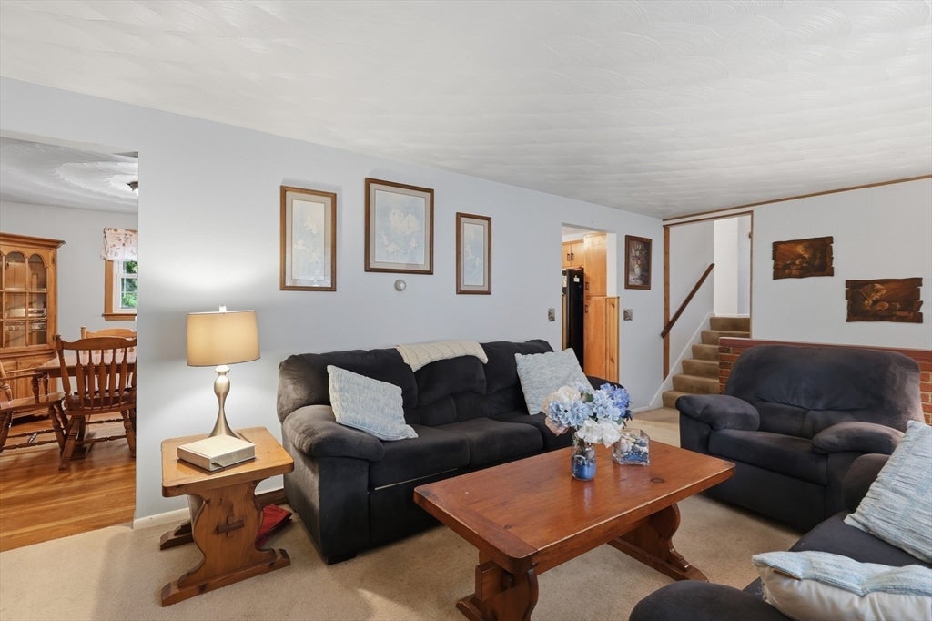 33 Rolling Ln, Hudson, MA, 33 Rolling Ln, Hudson, MA Photo #10