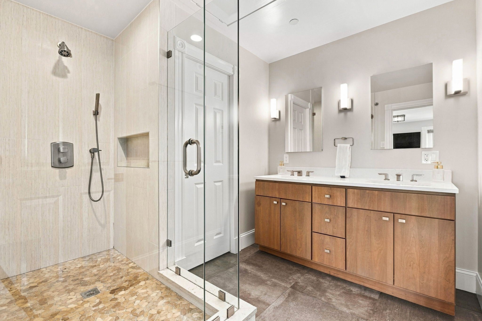 31 Bowdoin St #4, Boston, MA Photo #17