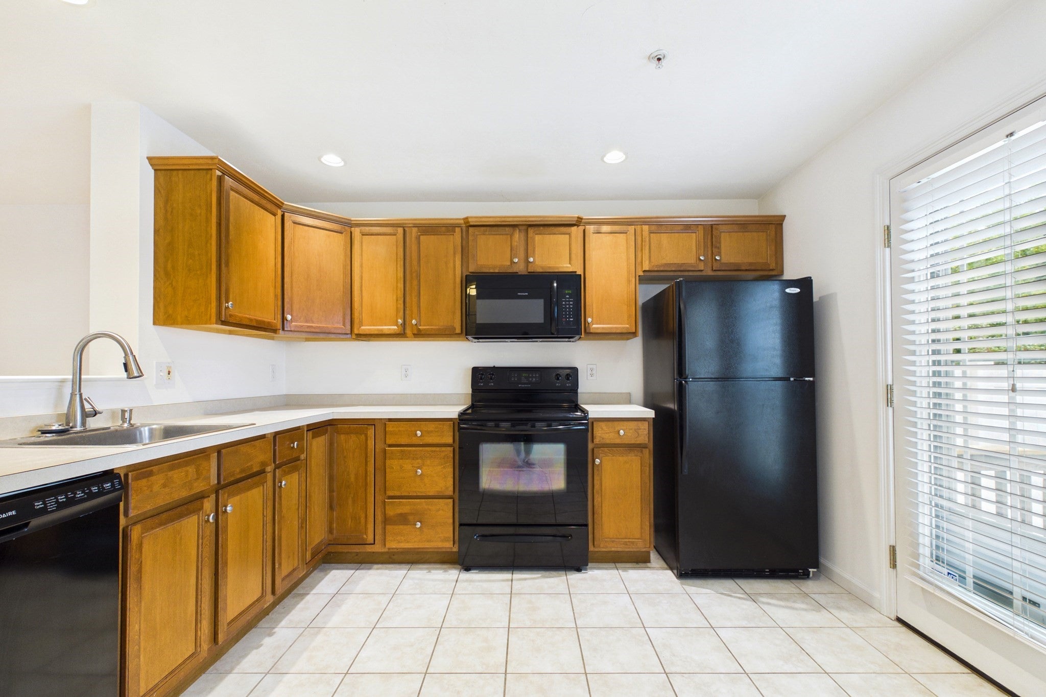 115 Boxberry Ln #115, Rockland, MA Photo #15