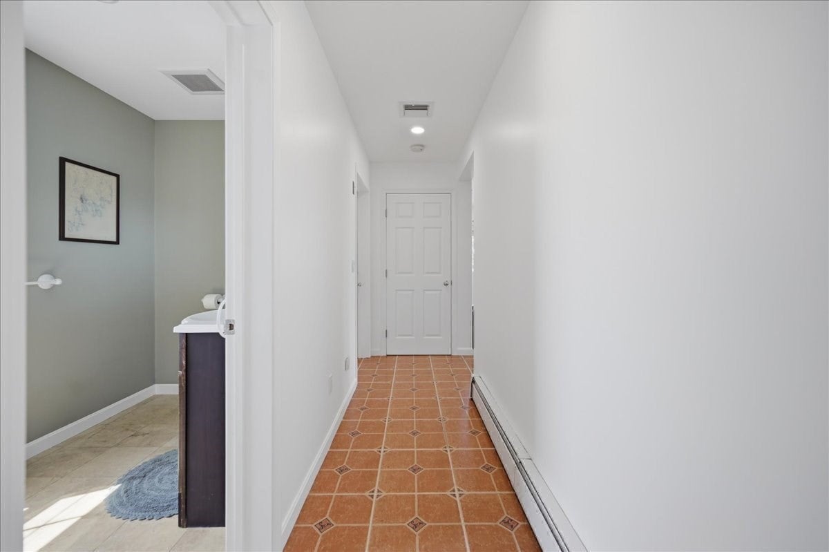 53 Osborne Street, New Bedford, MA Photo #23