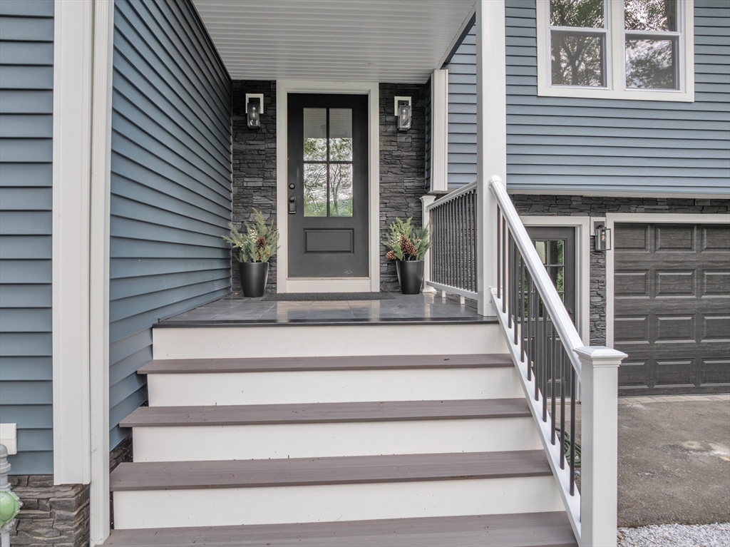 7 Woodlawn Dr