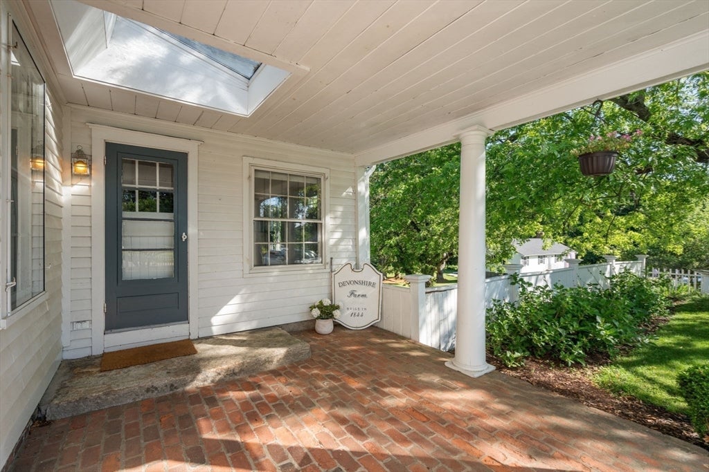339 Boston Rd
