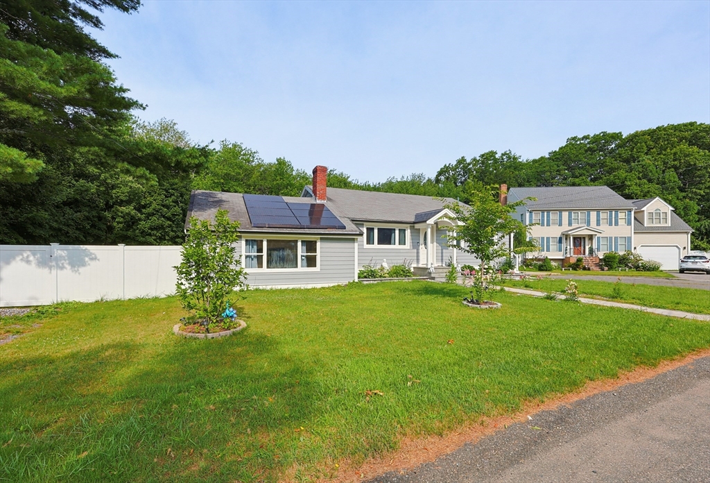 14 Lewis Rd