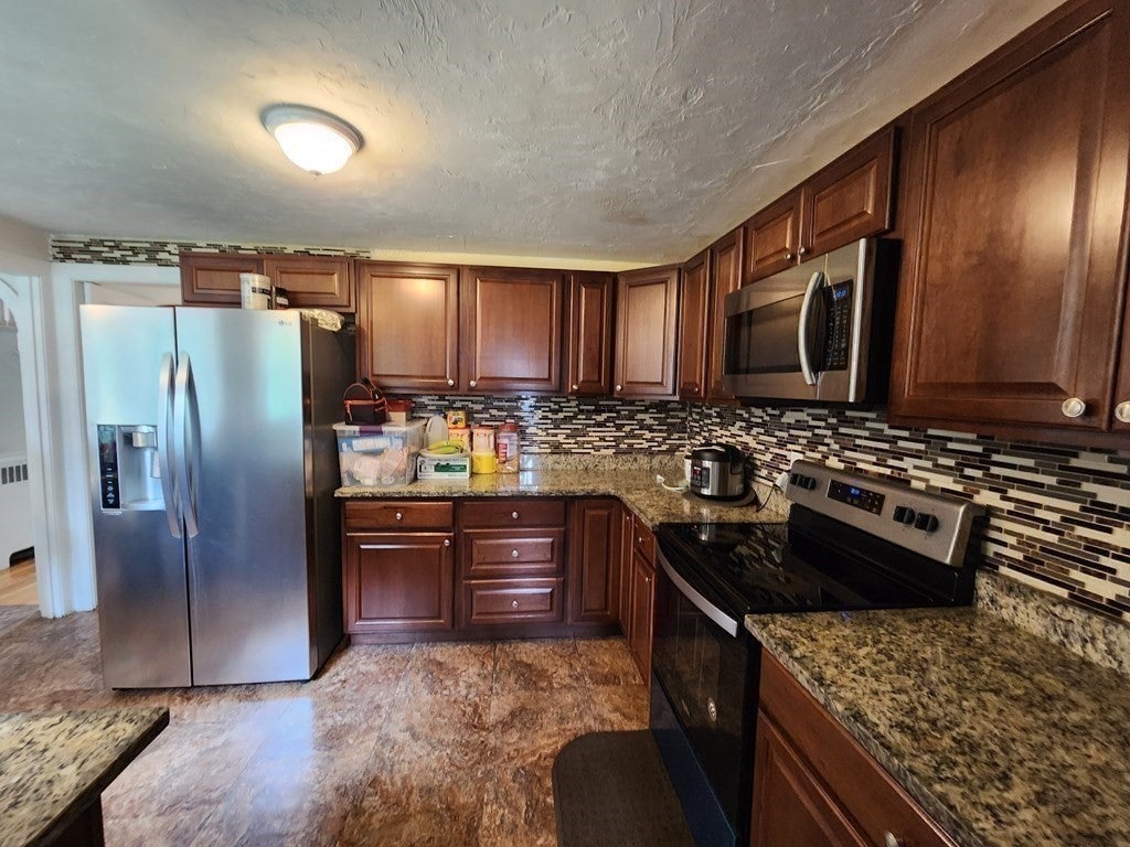 203 Burncoat St, Worcester, MA, 203 Burncoat St, Worcester, MA Photo #12